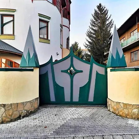 Pannonia Apartman Esztergom Extérieur photo