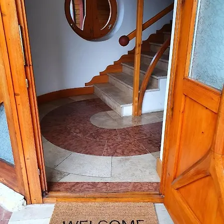 Pannonia Apartman Esztergom Extérieur photo