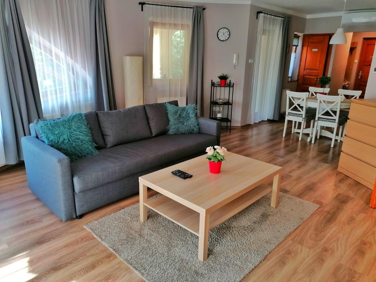 Pannonia Apartment *